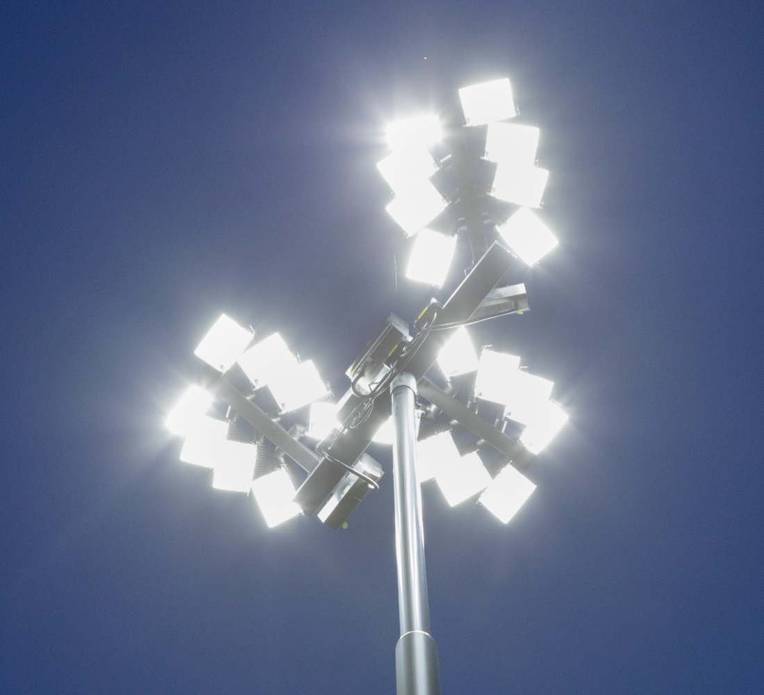 Modulair LED-armatuur met gegoten aluminium behuizingen voor sportverlichting